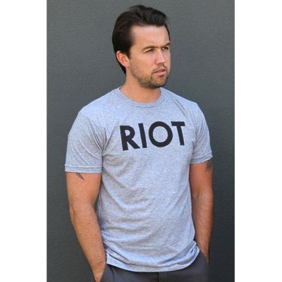 Macs RIOT Its Always Sunny in Philadelphia T Shirt Costume  