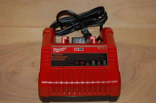 New Milwaukee M18 18V LI ION Battery Charger 48 59 1801  