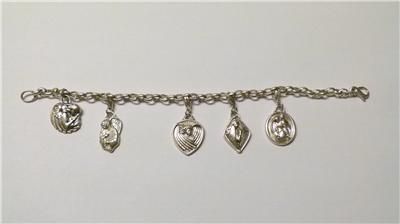   description beautiful charm bracelet length is approximately 7 1 2 19a