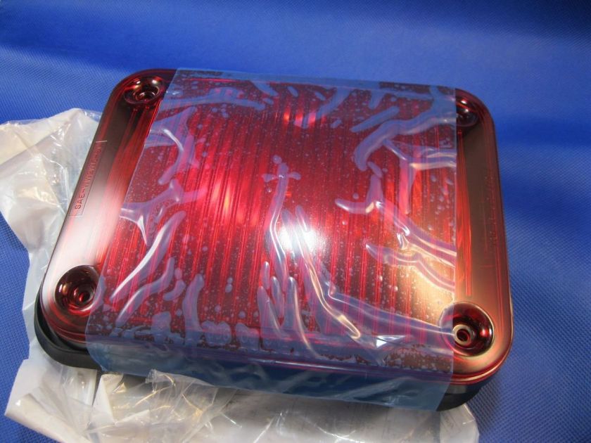 Whelen 900 Series Brake Light  90X000RR Halogen NEW  