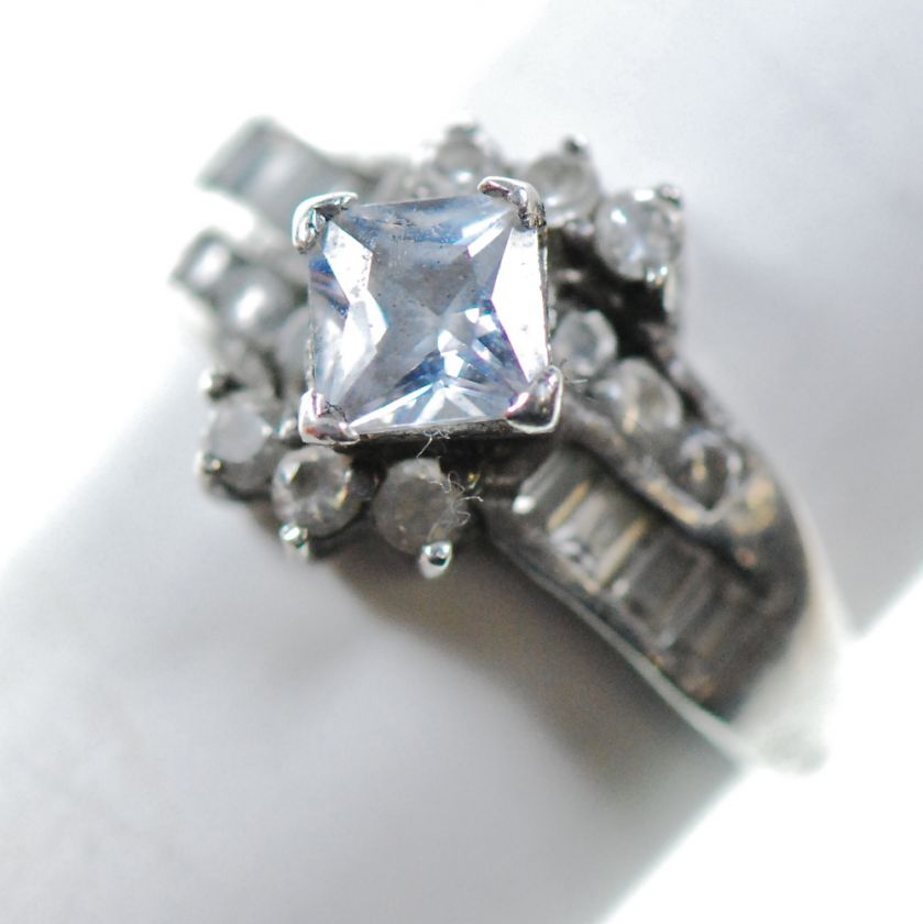 Vintage Sterling Silver   Princess Cut CZ Top   Ring (6.25) XB831 