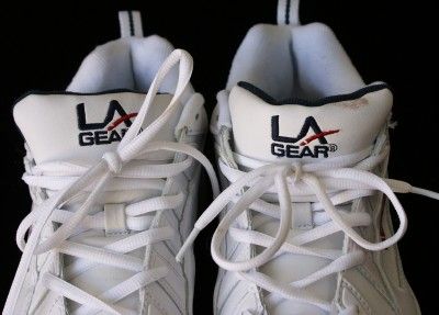   Size 9.0 LA GEAR ( 64 ) Cross Training Walking Running Shoes  