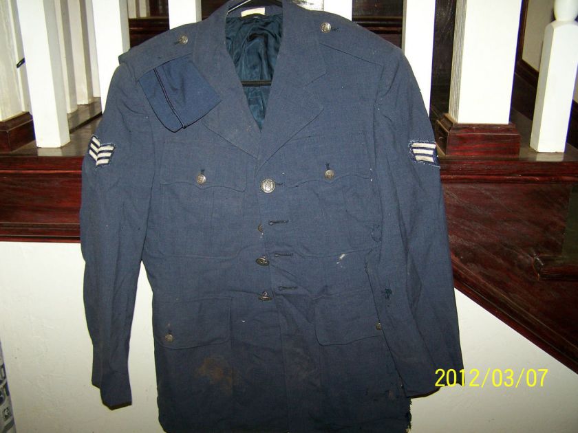   Airforce Uniform Jacket and Hat Vietnam Era Shade 1084 Senior Airman