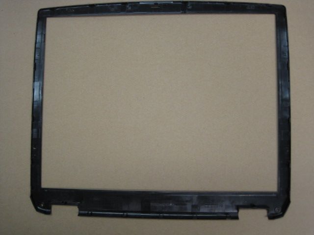 Toshiba Satellite A45 S121 broken LCD screen  