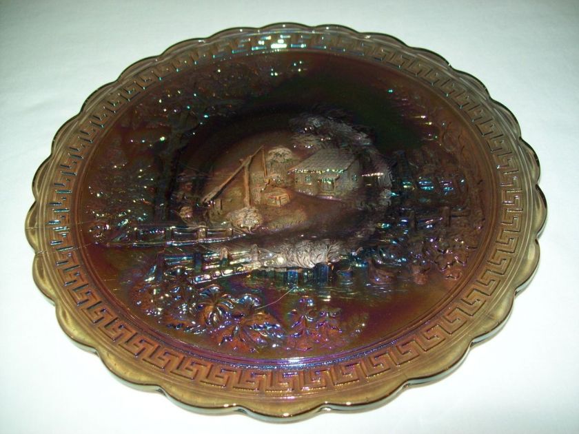 VINTAGE IMPERIAL GLASS SMOKEY CARNIVAL PLATE COUNTRY SCENE  