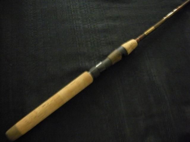 LOOMIS SHR822S SPINNING ROD  USED  VERY GOOD  