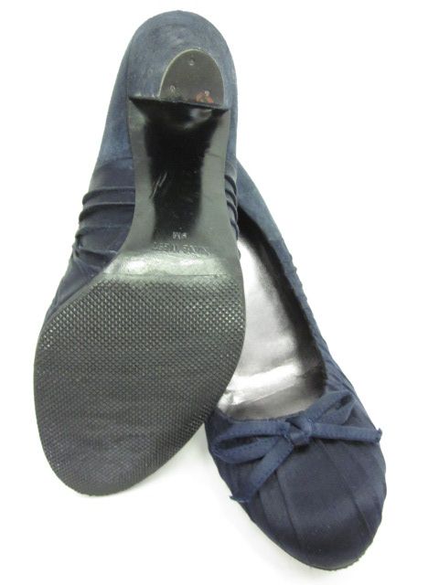 NINE WEST Navy Satin Suede Bow Deta Scrunched Pumps 9  