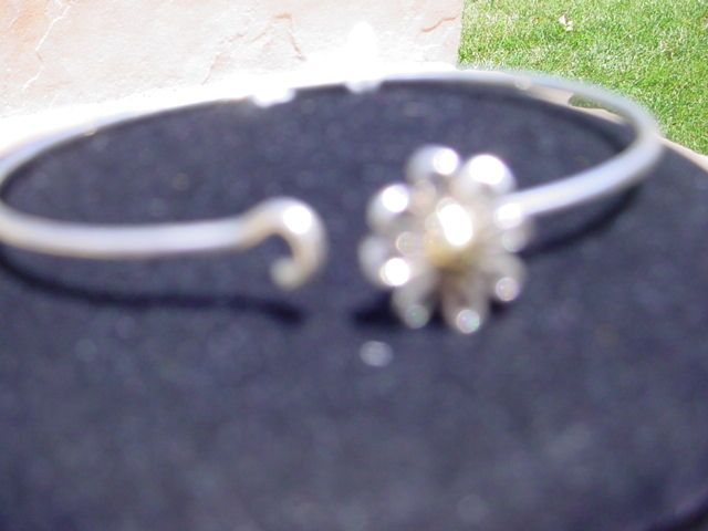 STERLING SILVER~TIFFANY & CO. WIRE BRACELET W / FLOWER  