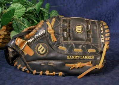 WILSON 11 Leather Barry Larkin Fielder GLOVE A2463 RH  