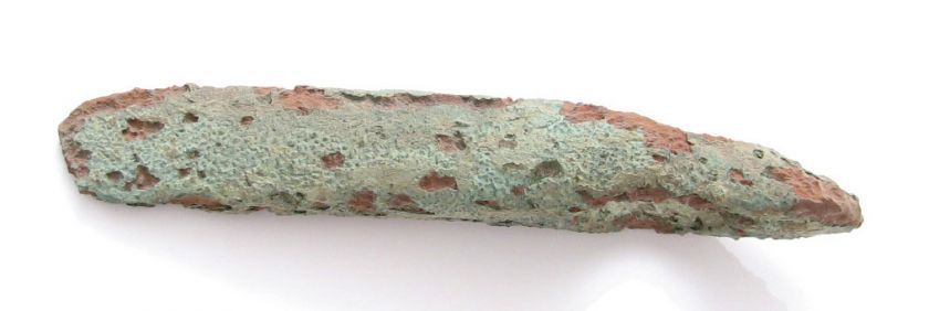 EXCEPTIONAL COPPER AGE COPPER AXE. 3rd millennium BC.  