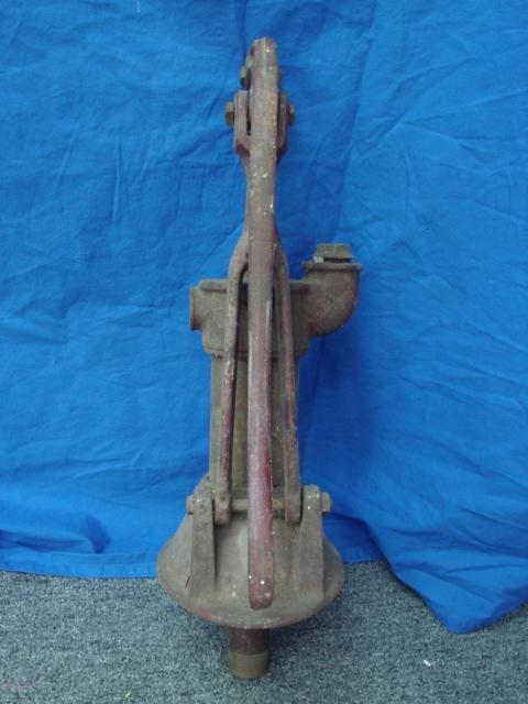 Vintage Antique Cast Iron Well Water Pump Garden Decor Yard Art  