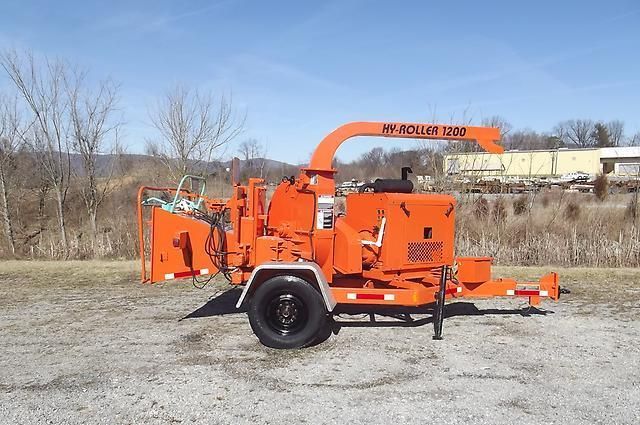 2002 WOODCHUCK HYROLLER 1200 WOOD CHIPPER AUTO FEED   