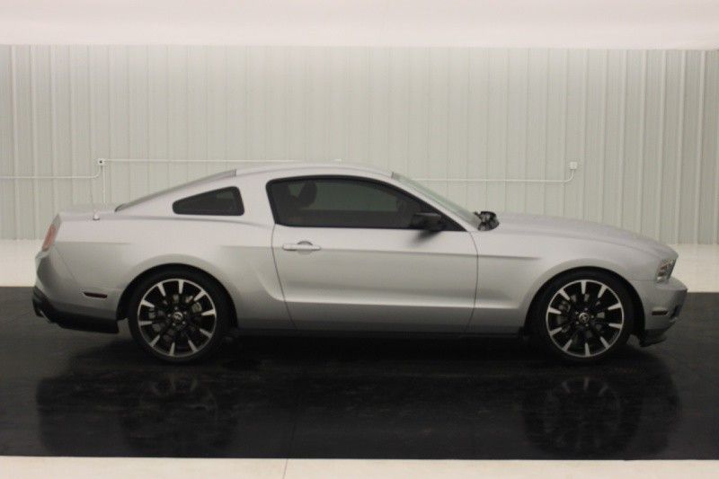 2012 ford mustang coupe 3 7l v6 low miles cruise we finance and export