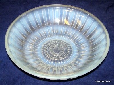Andre Hunebelle French Opalescent Art Deco CHRYSANTHEME Bowl C1930 