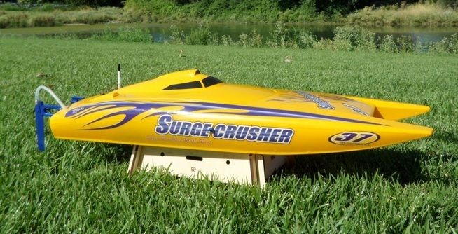   Crusher Electric Fiberglass Speed Boat RC RTR Catamaran Racing  