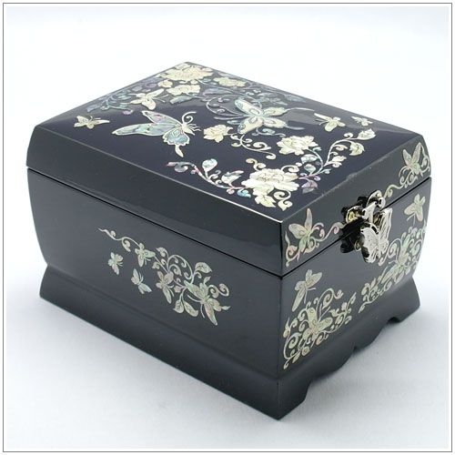 Korean folk music jewelry box inlaid with mother of pearl 