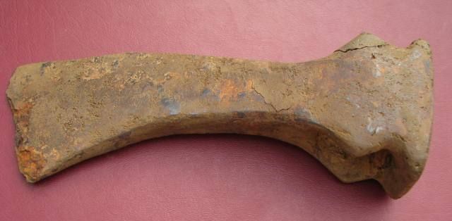 ANCIENT ROMAN / MEDIEVAL IRON AXE TOOL / WEAPON 753  