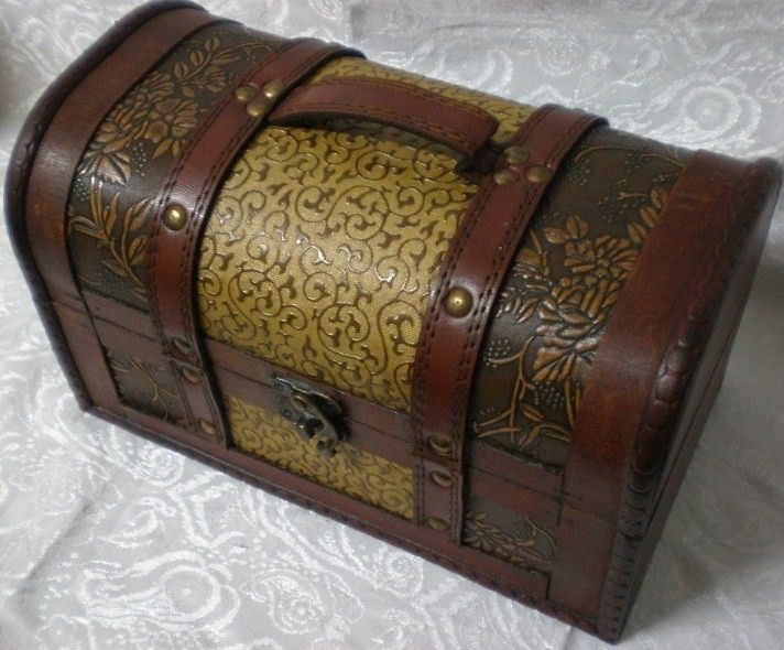 NICE OLD VINTAGE WOOD CHEST BUCKET TOOL JEWELRY BOX  