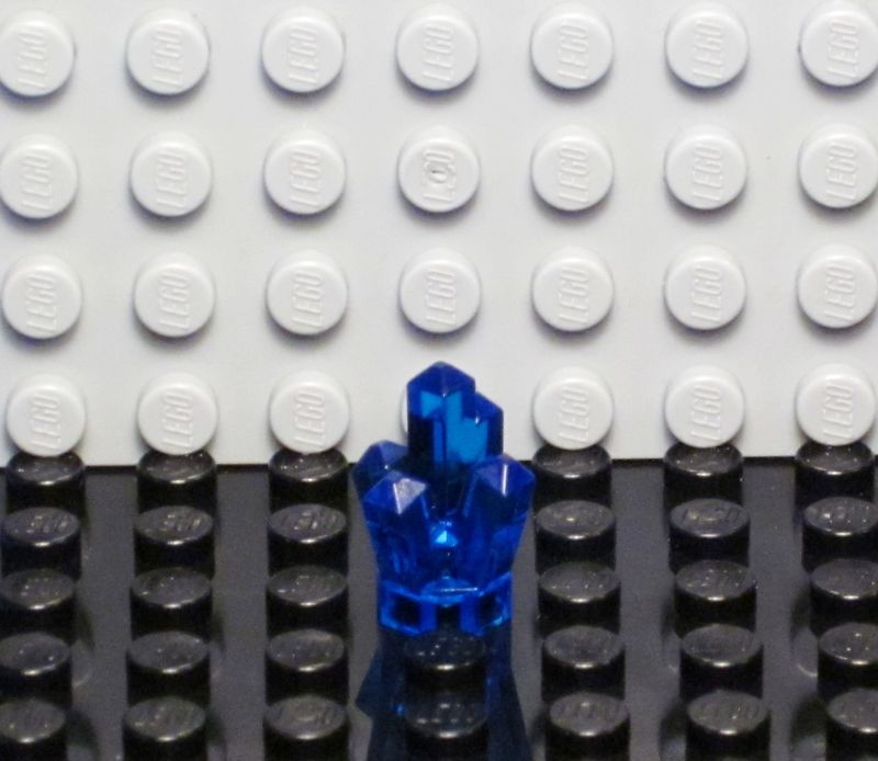 Lego BLUE CRYSTAL/Gem Minifig Treasure Power Miners NEW  