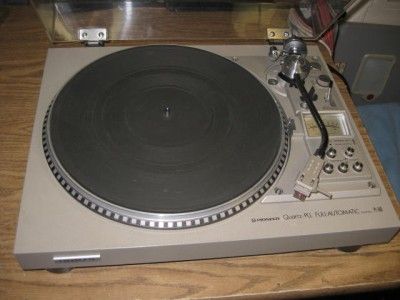 PIONEER PL 560 TURNTABLE  