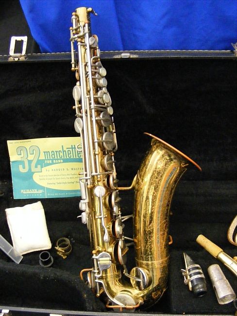   RMC THE MARTIN MEDALIST ELKHART IND ALTO SAXOPHONE #80272  